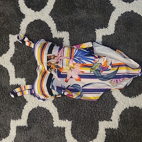 Trina Turk Other - Trina Turk floral striped colorful one piece swimsuit sz 10 SW12